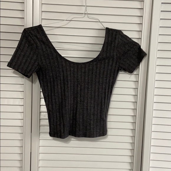 Hollister Tops - Crop top